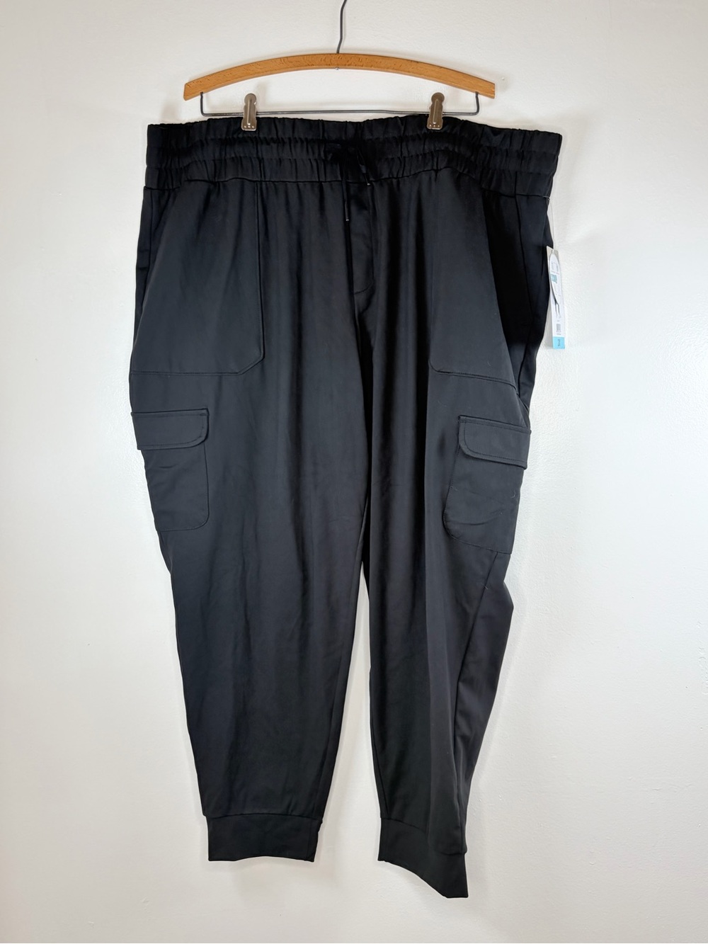 Mondetta Recycled Cargo Pocket Jogger - Picture 2 of 8